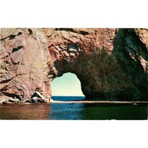 Vintage La Gaspésie Percé Rock Postcard Canada Archway Photo Studio Lithographed